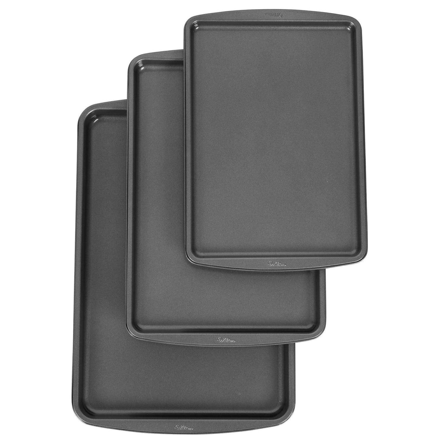 Wilton Ultra Bake Pro Cookie Sheet Set - Image 3