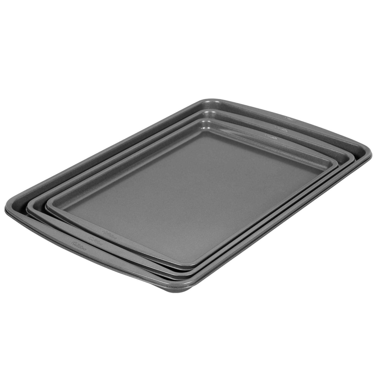 Wilton Ultra Bake Pro Cookie Sheet Set - Image 4