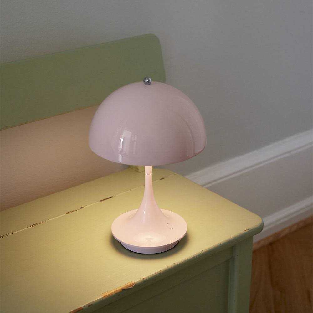 Louis Poulsen Panthella 160 Portable Table Lamp - Image 3