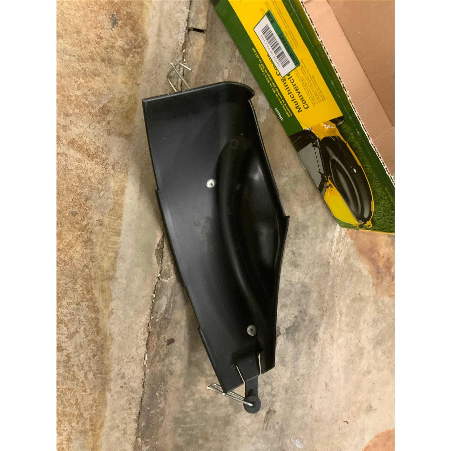 John Deere 42 in. Mulch Cover GY00115 - Image 5