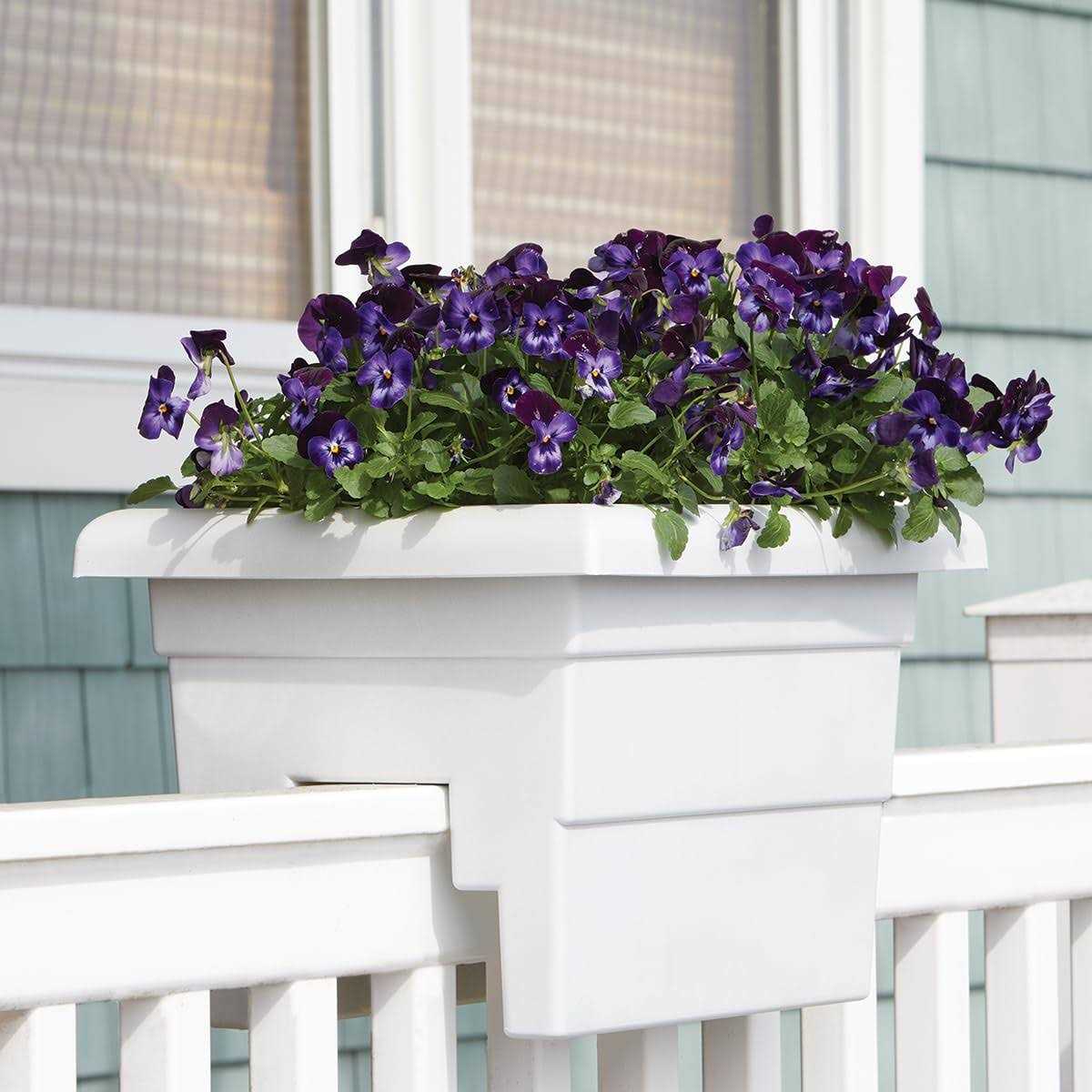 Novelty Countryside Planter - Image 3