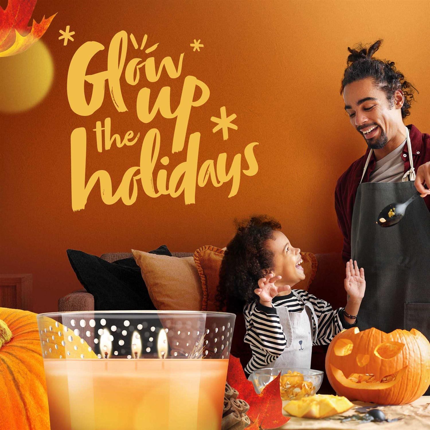 Glade Wick Scented Candle - Image 5